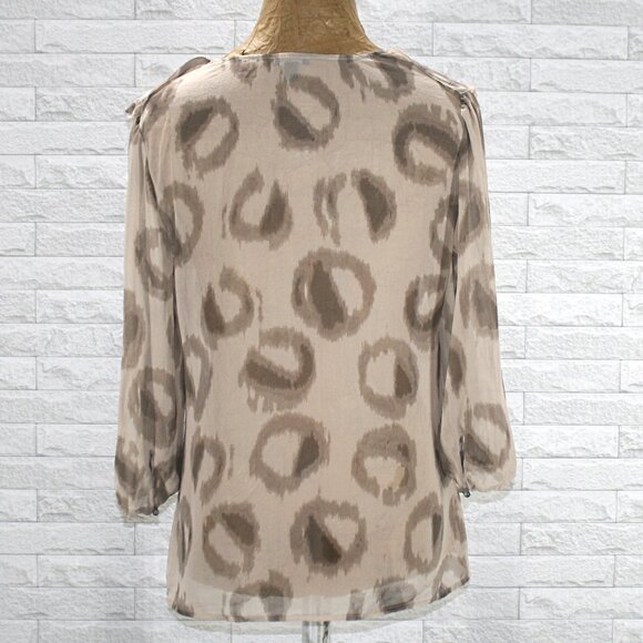 ANN TAYLOR Blouse Sheer Ruffle Oversized Exaggerated Animal Print Top Small - Picture 4 of 11